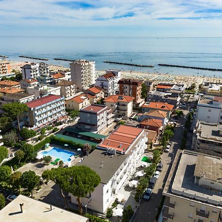 Hotel Vannini Rimini Exteriör bild